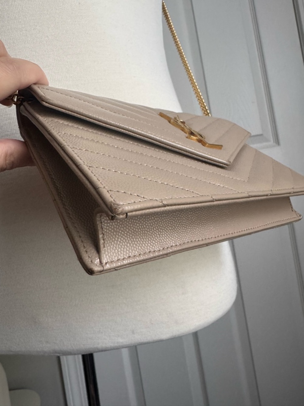 YSL Cassandre Envelope Chain Wallet in Grain De Poudre Leather - Light Taupe - Picture 3 of 11